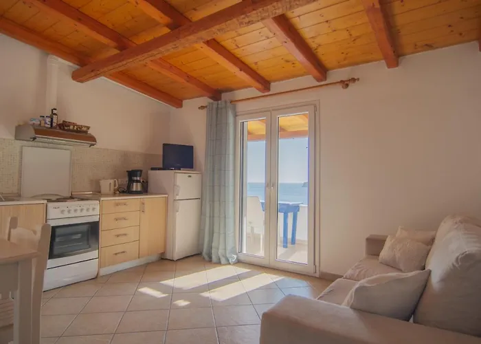 Villa Theodora View Apartments Erato